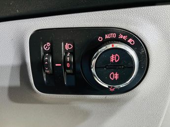 Vauxhall Corsa 1.4i SE Auto Euro 6 5dr