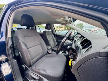 Volkswagen Golf 1.6 TDI BlueMotion Tech Match DSG Euro 5 (s/s) 5dr