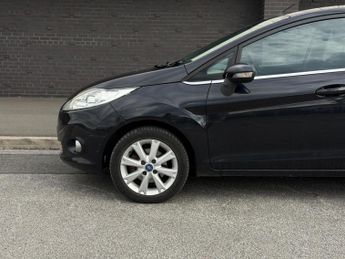 Ford Fiesta 1.4 Zetec 5dr