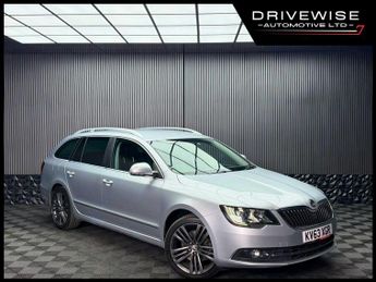Skoda Superb 2.0 TDI Elegance 4WD Euro 5 (s/s) 5dr