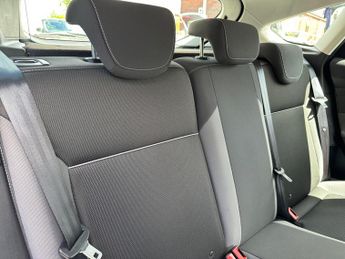 Ford Focus 1.0T EcoBoost Edge Euro 5 (s/s) 5dr