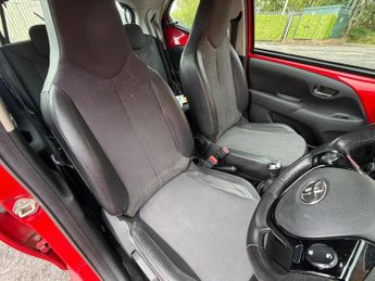 Toyota AYGO 1.0 VVT-i x-pression x-wave Euro 5 5dr Euro 5