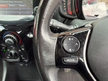 Toyota AYGO 1.0 VVT-i x-pression x-wave Euro 5 5dr Euro 5