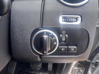 Land Rover Discovery 4 3.0 SD V6 Auto 4X4 5dr