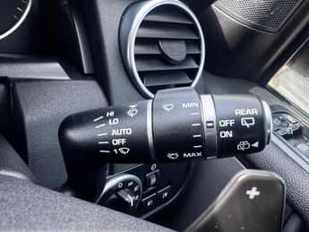 Land Rover Discovery 4 3.0 SD V6 Auto 4X4 5dr