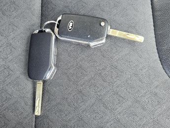 Kia Niro 1.6 GDi 2 SUV 5dr Petrol Hybrid DCT Euro 6 (s/s) (139 bhp)
