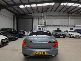 Volvo S90 2.0h T8 Twin Engine 10.4kWh R-Design Plus Auto AWD Euro 6 (s/s) 