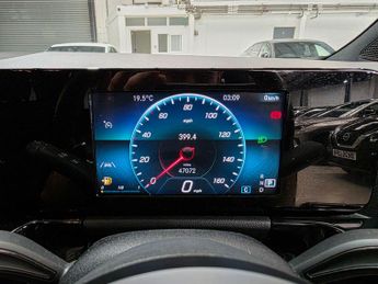 Mercedes-Benz GLA 2.0 GLA220d AMG Line 8G-DCT 4MATIC Euro 6 (s/s) 5dr