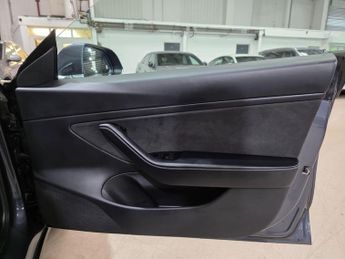 Tesla Model 3 (Dual Motor) Performance Auto 4WDE 4dr (Performance Upgrade)