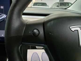 Tesla Model 3 (Dual Motor) Performance Auto 4WDE 4dr (Performance Upgrade)