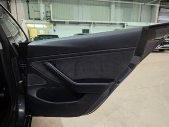 Tesla Model 3 (Dual Motor) Performance Auto 4WDE 4dr (Performance Upgrade)
