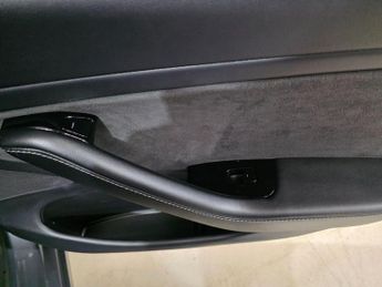 Tesla Model 3 (Dual Motor) Performance Auto 4WDE 4dr (Performance Upgrade)