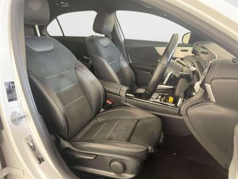 Mercedes-Benz A Class 1.3 A250e 15.6kWh AMG Line Edition (Executive) Saloon 4dr Petrol