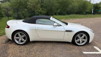 Aston Martin Vantage 4.7 V8 Roadster 2dr Petrol Sportshift Euro 4 (420 bhp)