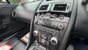 Aston Martin Vantage 4.7 V8 Roadster 2dr Petrol Sportshift Euro 4 (420 bhp)