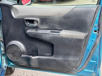 Toyota Yaris 1.33 Dual VVT-i TR Multidrive S Euro 5 5dr