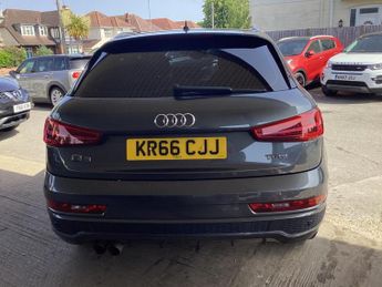 Audi Q3 1.4 TFSI CoD S line S Tronic Euro 6 (s/s) 5dr (Nav)