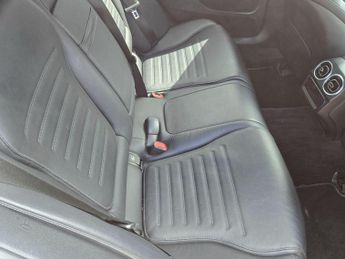 Mercedes-Benz C Class 2.0 C220dh MHEV AMG Line (Premium) G-Tronic+ Euro 6 (s/s) 5dr
