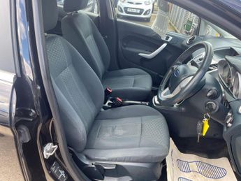 Ford Fiesta 1.4 Zetec 5dr