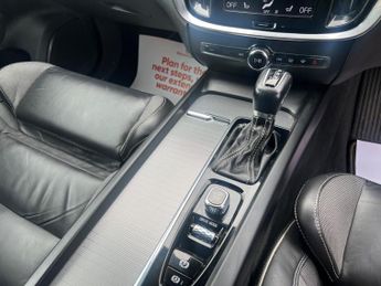 Volvo V60 2.0 D3 R-Design Plus Auto Euro 6 (s/s) 5dr
