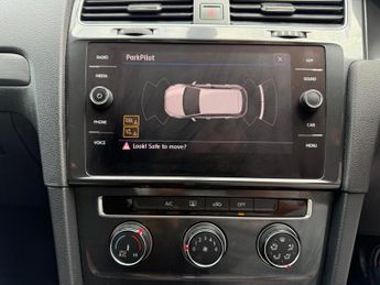 Volkswagen Golf 1.6 TDI SE DSG Euro 6 (s/s) 5dr
