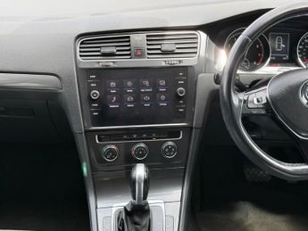 Volkswagen Golf 1.6 TDI SE DSG Euro 6 (s/s) 5dr
