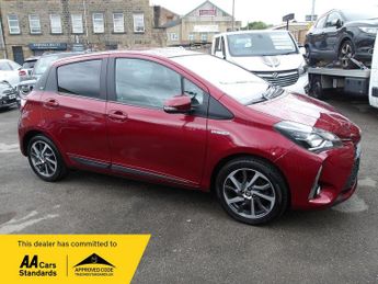 Toyota Yaris 1.5 VVT-h Y20 Bi-tone E-CVT Euro 6 (s/s) 5dr