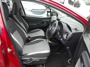 Toyota Yaris 1.5 VVT-h Y20 Bi-tone E-CVT Euro 6 (s/s) 5dr