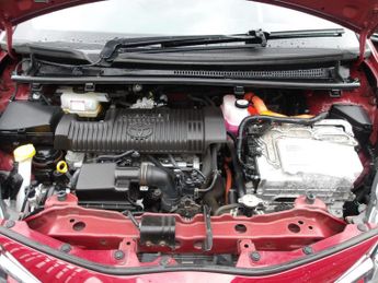 Toyota Yaris 1.5 VVT-h Y20 Bi-tone E-CVT Euro 6 (s/s) 5dr