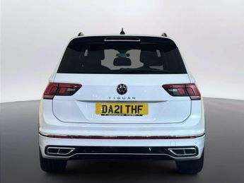 Volkswagen Tiguan 1.5 TSI R-Line SUV 5dr Petrol DSG Euro 6 (s/s) (150 ps)