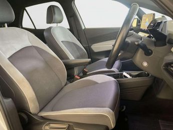Volkswagen ID.3 Pro Performance 58kWh Tech Hatchback 5dr Electric Auto (204 ps)
