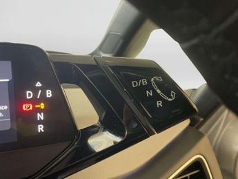 Volkswagen ID.3 Pro Performance 58kWh Tech Hatchback 5dr Electric Auto (204 ps)