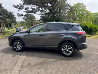 Toyota RAV4 2.5 VVT-h Icon Tech CVT Euro 6 (s/s) 5dr