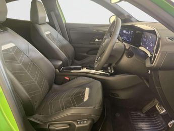 Vauxhall Mokka Electric 54kWh Ultimate SUV 5dr Electric Auto (Long Range) (156 ps)