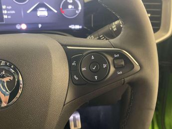 Vauxhall Mokka Electric 54kWh Ultimate SUV 5dr Electric Auto (Long Range) (156 ps)