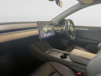 Tesla Model Y (Dual Motor) Performance SUV 5dr Electric Auto 4WDE (426 bhp)