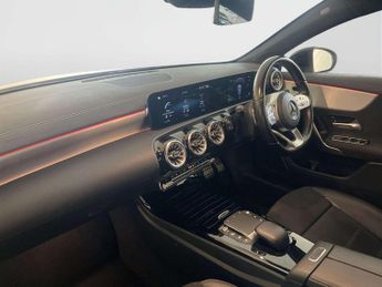 Mercedes-Benz A Class 1.3 A200 AMG Line Edition (Executive) Hatchback 5dr Petrol 7G-DC