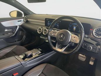 Mercedes-Benz A Class 1.3 A200 AMG Line Edition (Executive) Hatchback 5dr Petrol 7G-DC