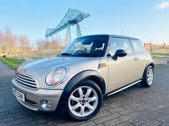 MINI Hatch 1.6 Cooper Steptronic Euro 4 3dr