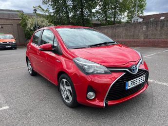 Toyota Yaris 1.5 VVT-h Icon Hatchback 5dr Petrol Hybrid E-CVT Euro 6 (101 ps)