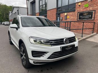 Volkswagen Touareg 3.0 TDI V6 BlueMotion Tech R-Line Tiptronic 4WD Euro 6 (s/s) 5dr