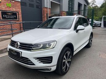 Volkswagen Touareg 3.0 TDI V6 BlueMotion Tech R-Line Tiptronic 4WD Euro 6 (s/s) 5dr