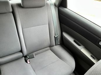 Toyota Prius 1.5 T4 CVT 5dr