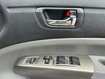 Toyota Prius 1.5 T4 CVT 5dr