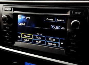 Toyota Auris 1.8 VVT-h Excel CVT Euro 5 (s/s) 5dr