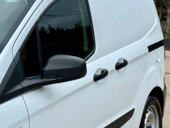 Ford Transit Courier 1.0 EcoBoost Leader L1 Euro 6 4dr