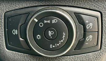 Ford Transit Courier 1.0 EcoBoost Leader L1 Euro 6 4dr
