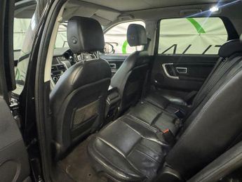 Land Rover Discovery Sport 2.0 TD4 HSE Black Auto 4WD Euro 6 (s/s) 5dr