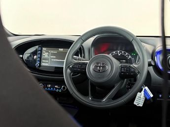 Toyota Aygo X 1.0 VVT-i Edge Euro 6 (s/s) 5dr