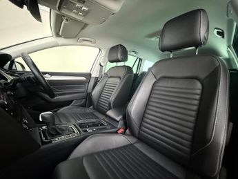 Volkswagen Passat 1.5 TSI EVO SEL DSG Euro 6 (s/s) 5dr
